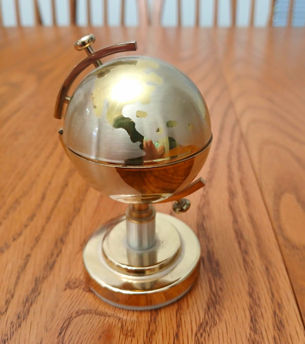 Vintage metal gold globe - gold,